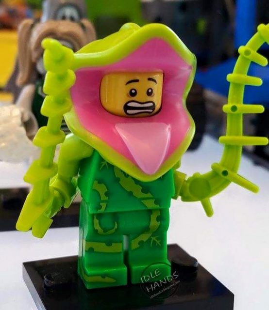 LEGO Collectible Minifigures 71010 Series 14 Man Eating Plant