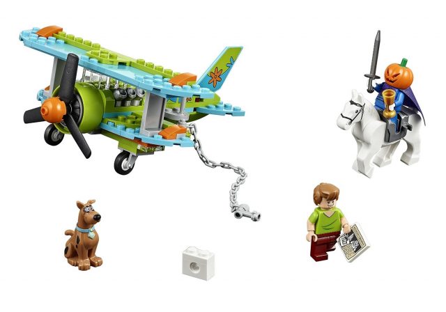 LEGO Scooby Doo 75901 Mystery Plane Adventures 2