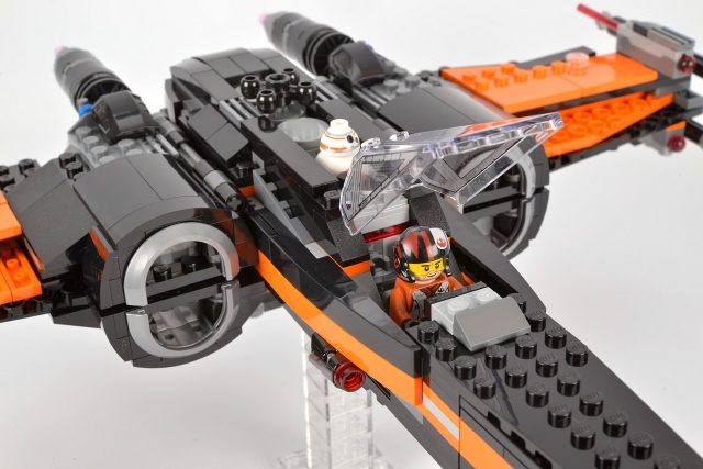 lego 75102 Poe s X Wing Fighter cabina