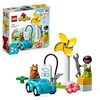 LEGO DUPLO Town Turbina Eolica e Auto Elettrica, Macchina Giocattolo, Giochi Educativi per Bambini dai 2 Anni, Set di Giocattoli per una Vita Sostenibile 10985