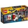 LEGO Batman Scarecrow Spezial-Lieferfahrzeug und Gebäude