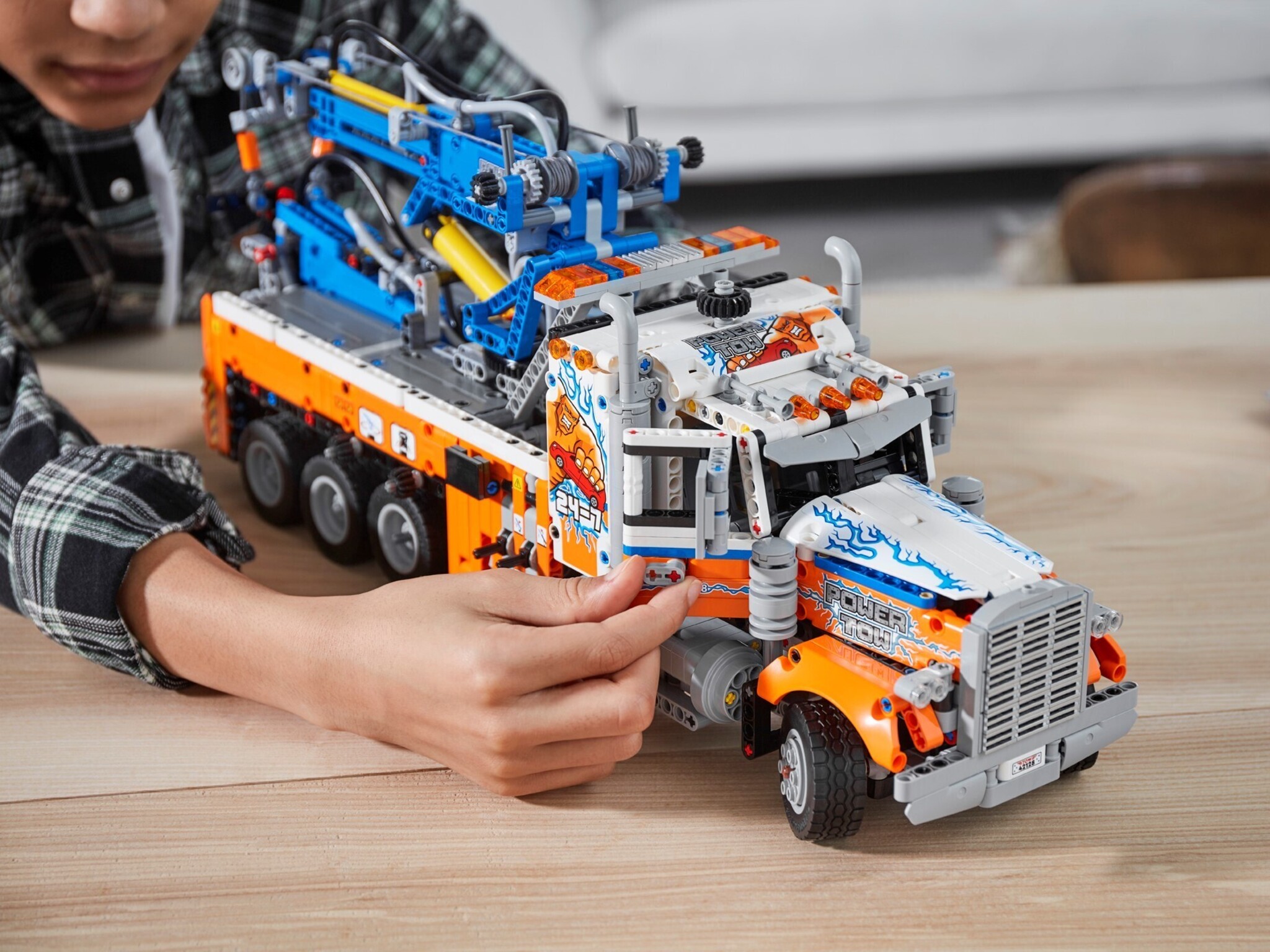 Lego Technic - Le camion de remorquage lourd, Jouets de construction 42128