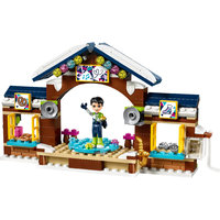 LEGO Friends 41322 - La Pista di Pattinaggio del Villaggio Invernale