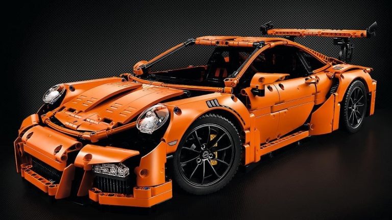 Nuove Immagini del set LEGO® Technic Porsche 911 GT3 RS (42056)