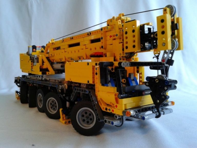 Pronti a Costruire con la MOC LEGO® Technic Ultimate 42009?