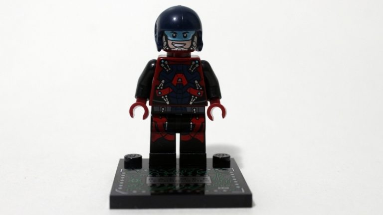 La Minifigura di Atom LEGO DC Comics Super Heroes Presentata al SDCC 2016