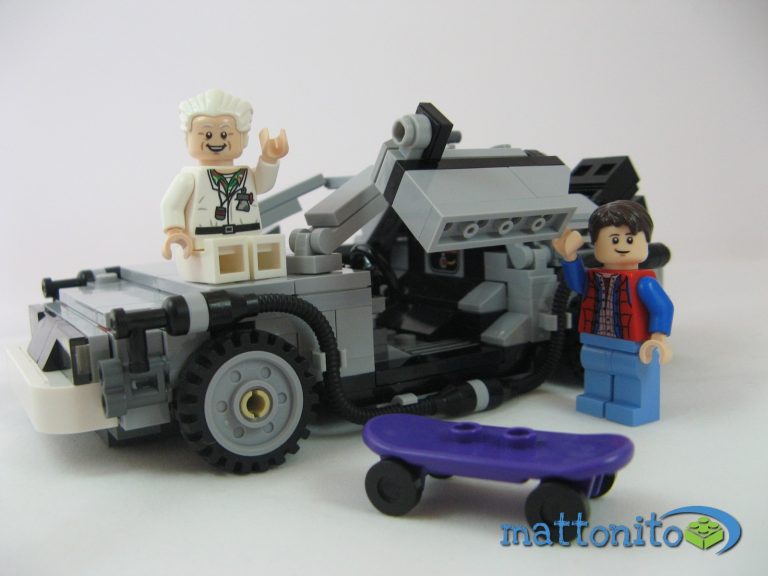 Recensione LEGO Ideas 21103 – La Macchina del Tempo DeLorean