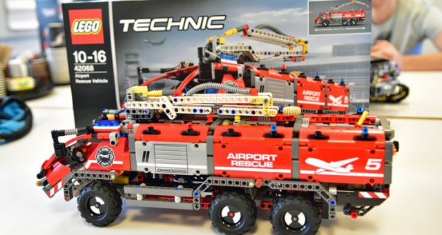 LEGO Technic Airport Rescue Vehicle (42068)