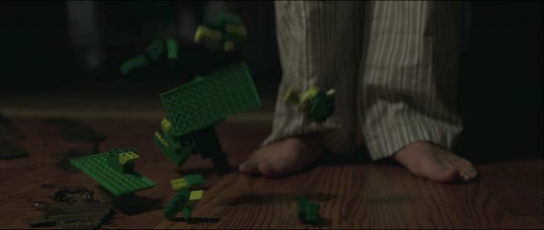 Fan LEGO Scopre un Errore nel Trailer di IT