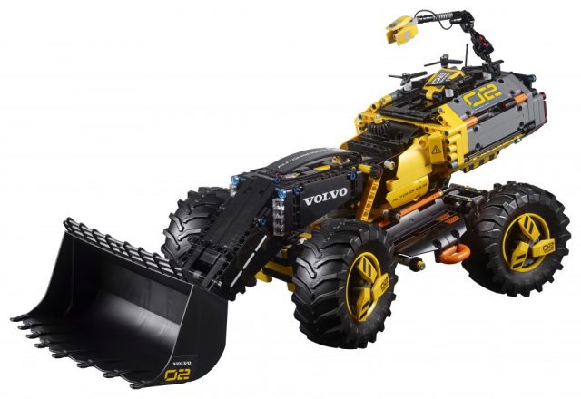 LEGO Technic Volvo Concept Wheel Loader ZEUX (42081)