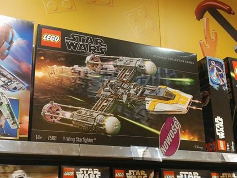 LEGO Star Wars UCS 75181 Y-wing Starfighter ingrandimento