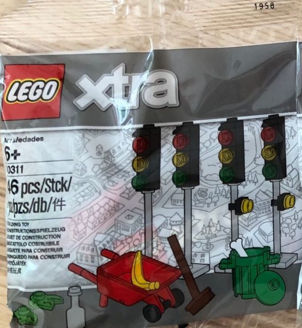 LEGO xtra Traffic Lights