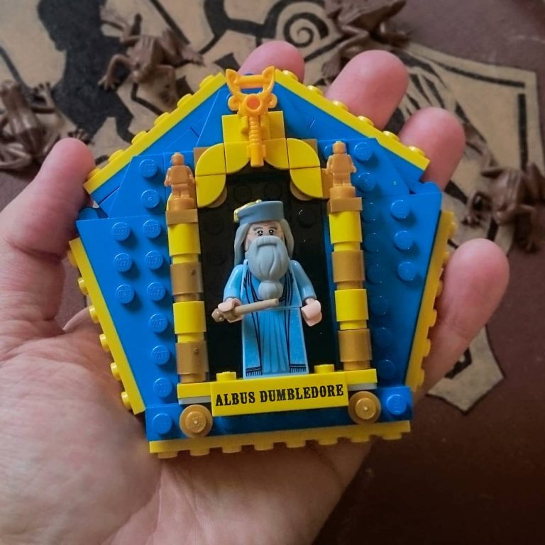 Costruisci il tuo LEGO Harry Potter Chocolate Frog Card