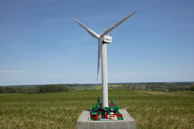 LEGO Creator Expert Vestas Wind Turbine (10268) Annunciato Ufficialmente