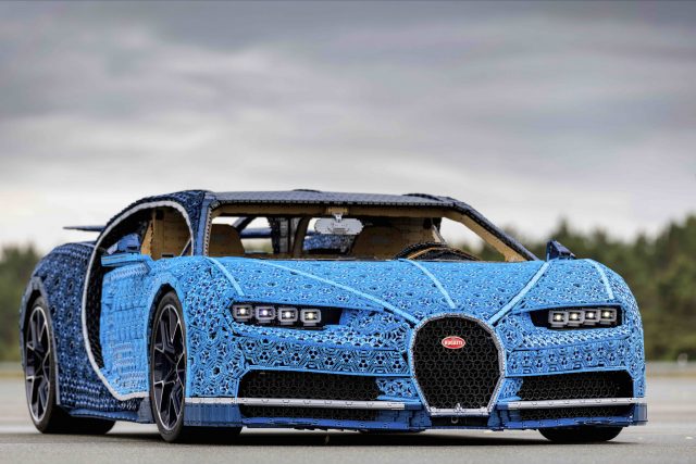 LEGO Bugatti Chiron a Grandezza Naturale