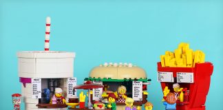 LEGO Ideas Food Stand Diners