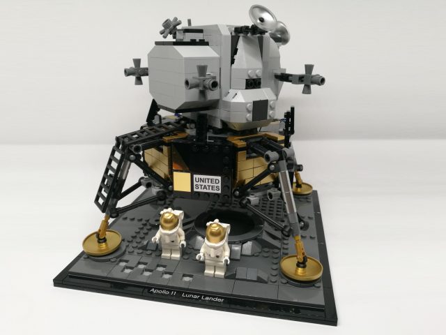 LEGO Creator 10266 - NASA Apollo 11 Lunar Lander