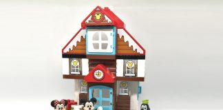 LEGO Disney 10889 - La Casa delle Vacanze di Topolino