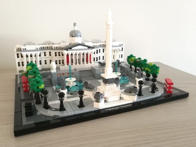 LEGO Architecture 21045 - Trafalgar Square