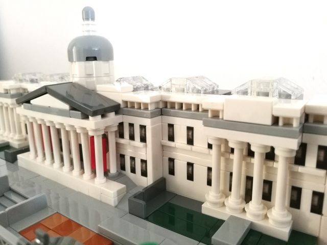 LEGO Architecture 21045 - Trafalgar Square