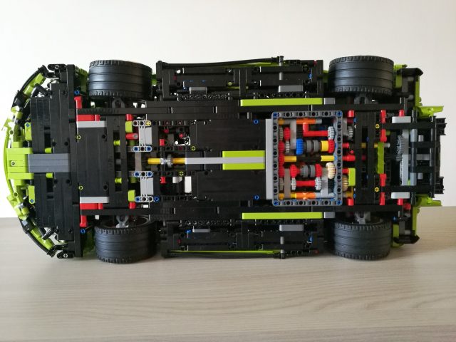 LEGO Technic 42115 - Lamborghini Sián Fkp 37