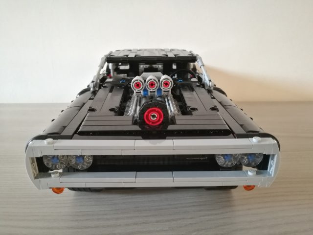 LEGO Technic - Dom's Dodge Charger (42111)