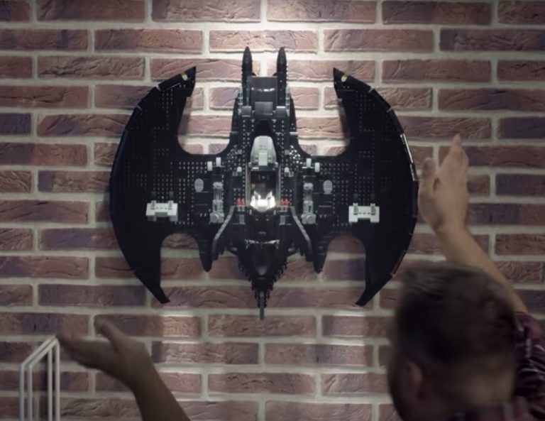 LEGO DC 1989 Batwing (76161): il Video del Designer