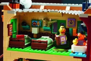 LEGO-Ideas-21324-Sesame-Street