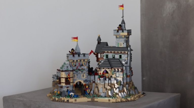 LEGO-Ideas-Classic-Castle