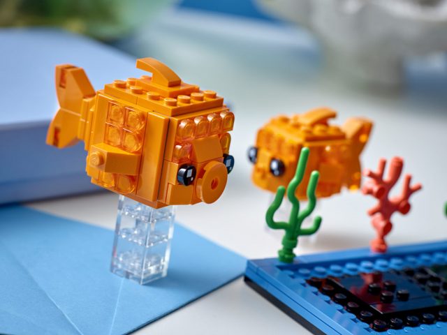 LEGO-BrickHeadz-40442-Goldfish