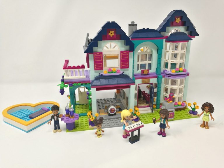 Recensione LEGO Friends 41449 – La villetta familiare di Andrea