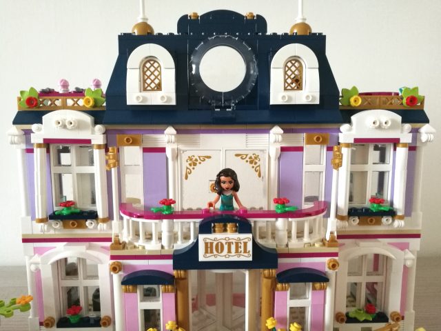 LEGO Friends 41684 - Grand Hotel di Heartlake City