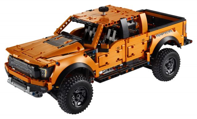 LEGO-Technic-Ford-Raptor-F-150-42126