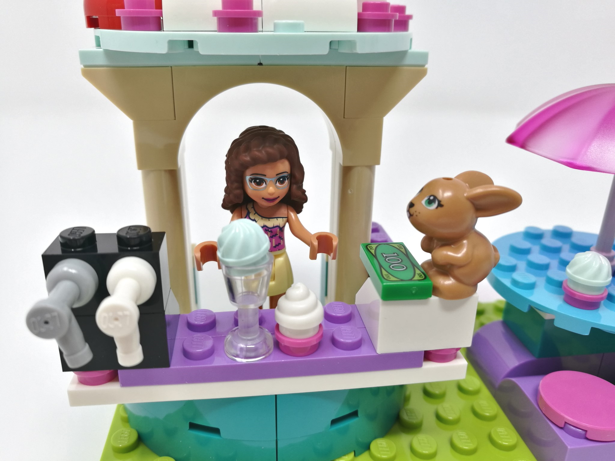 Recensione LEGO Friends - Scatola di mattoncini Heartlake City (41431) -  Mattonito