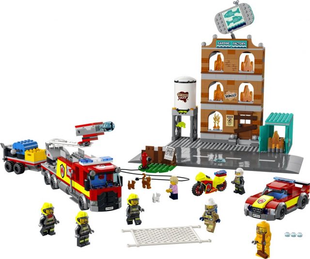 LEGO-City-Fire-Brigade-60321