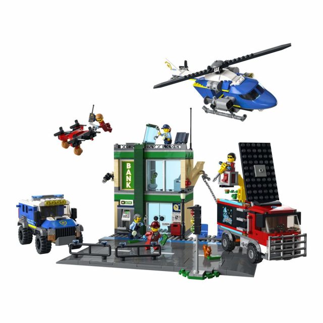 LEGO-City-Police-Bank-Chase-60317