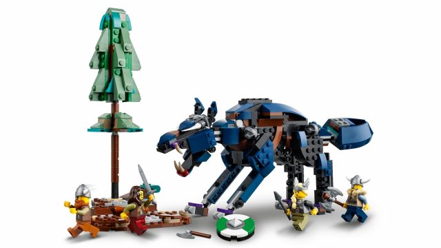 LEGO-Creator-Viking-Ship-and-the-Midgard-Serpent-31132