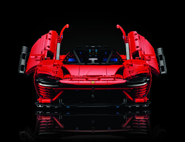 LEGO-Technic-Ferrari-Daytona-SP3-42143