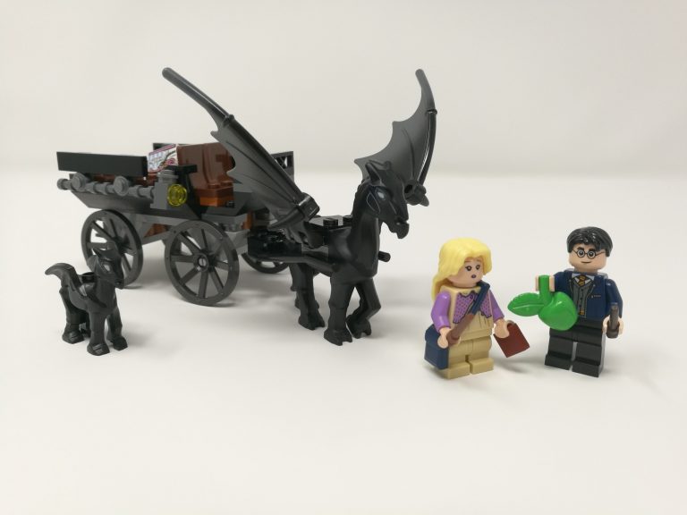 Recensione LEGO Harry Potter Thestral e carrozza di Hogwarts (76400)