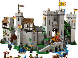 Lion-Knights-Castle-10305