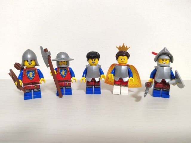 LEGO Icons - Castello dei Cavalieri del Leone (10305)