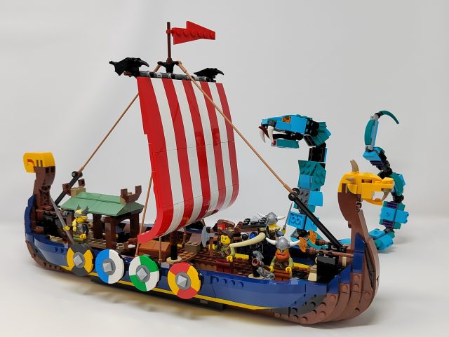 LEGO Creator - Nave vichinga e Jörmungandr (31132)