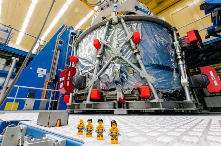 Le Minifigure LEGO Andranno nello Spazio con la NASA Artemis I