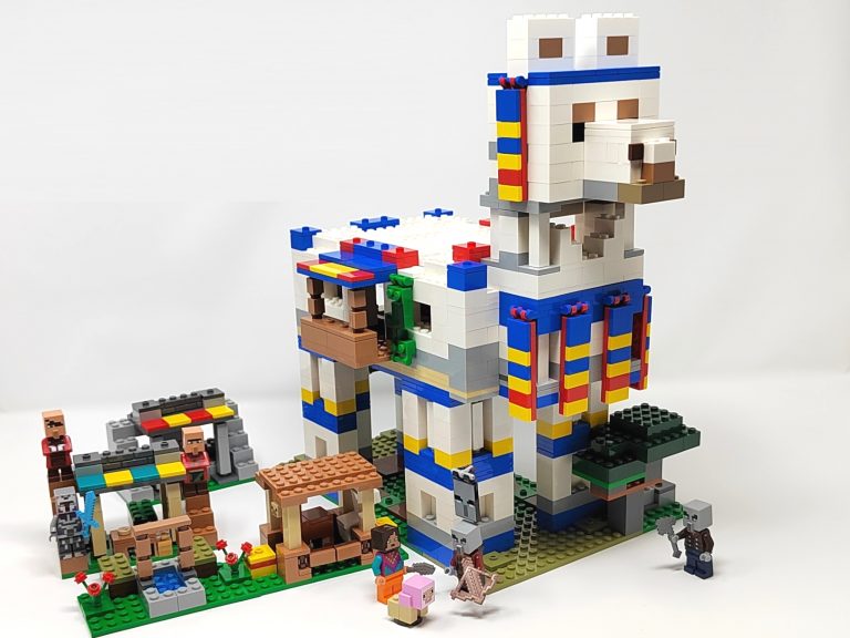 Recensione LEGO Minecraft – Il villaggio dei lama (21188)