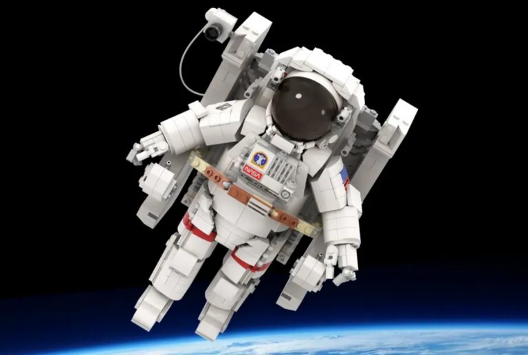 LEGO Ideas LEGO Astronaut: Never Give Up Raggiunge 10.000 Sostenitori