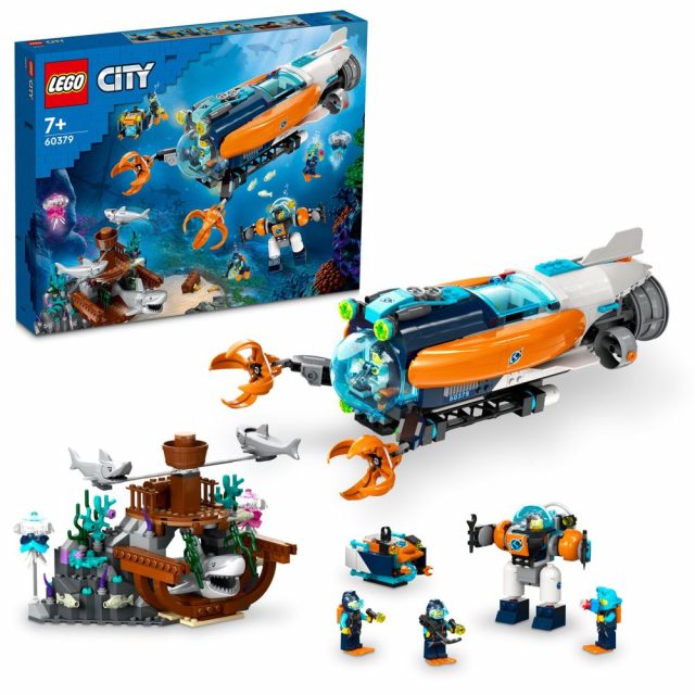 LEGO-City-Deep-Sea-Explorer-Submarine-60379-Preview