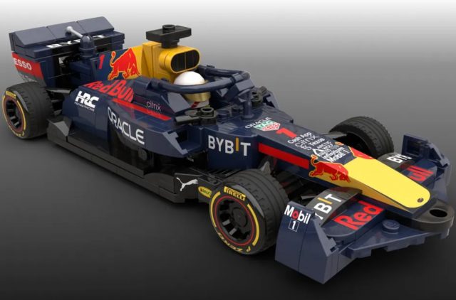 Red Bull RB18