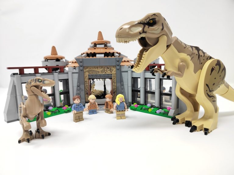 Recensione LEGO Jurassic Park – Centro visitatori l’attacco del T. rex e del Raptor (76961)