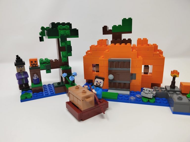 Recensione LEGO Minecraft – La fattoria delle zucche (21248)