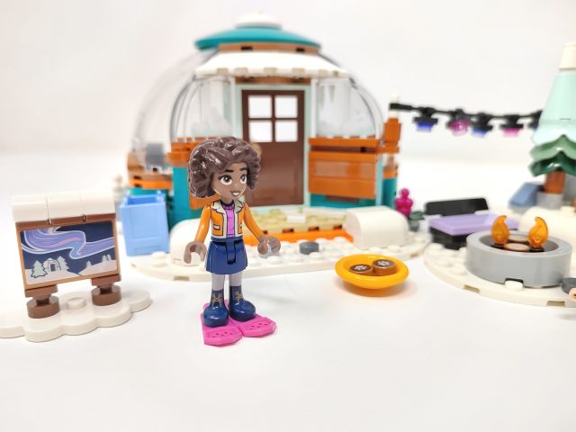 Recensione LEGO Friends - Vacanza in igloo (41760) - Mattonito